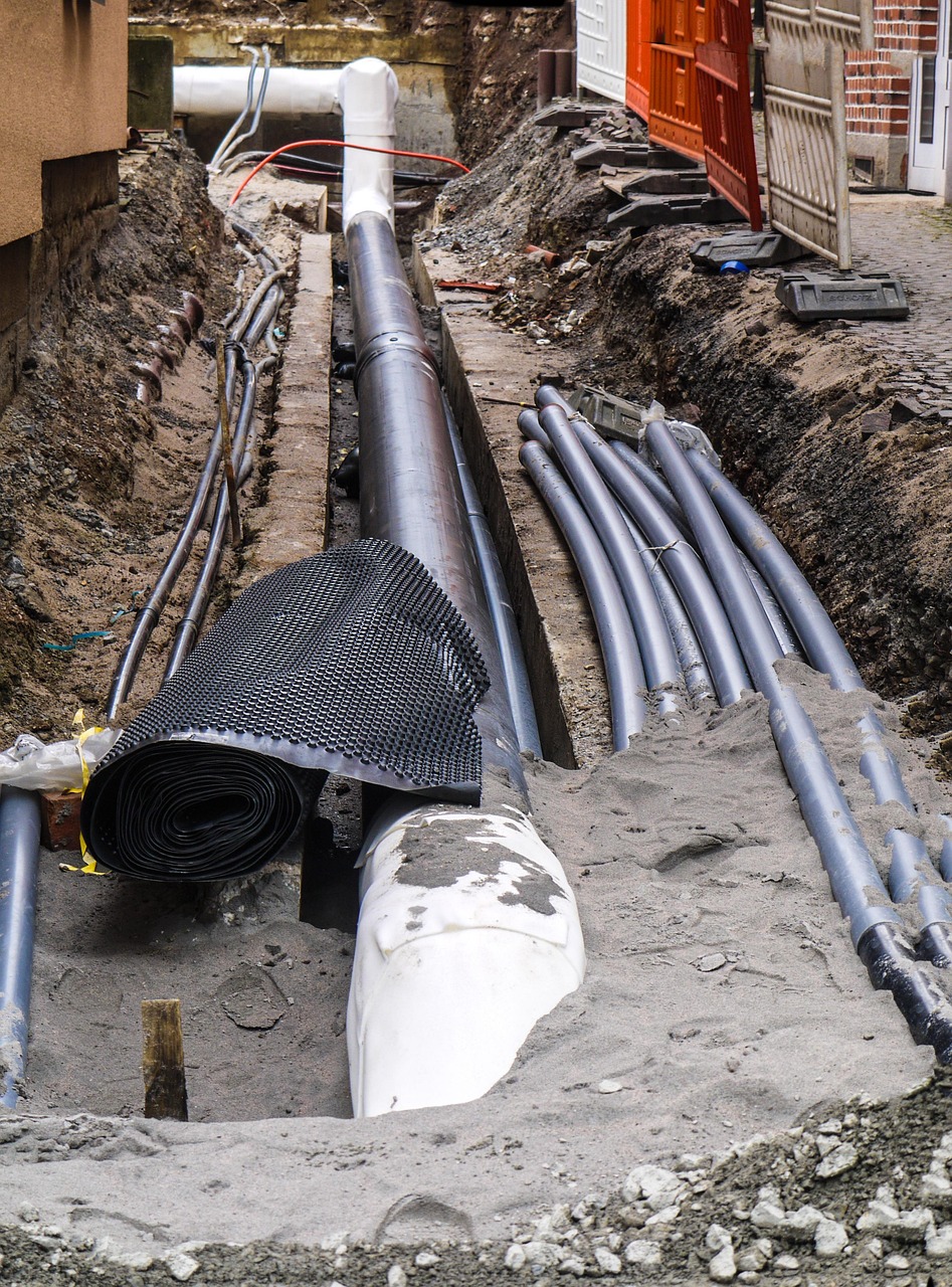 construction site, tube, nature, earthworks, excavation, underground cables, to build, construction work, dirty, work, embarrassed, parallel, protection, insulation, barrier, water pipe, channel, road construction, sand, underground, city, supply, warmth, water, electricity, piping, pipelines, wastewater